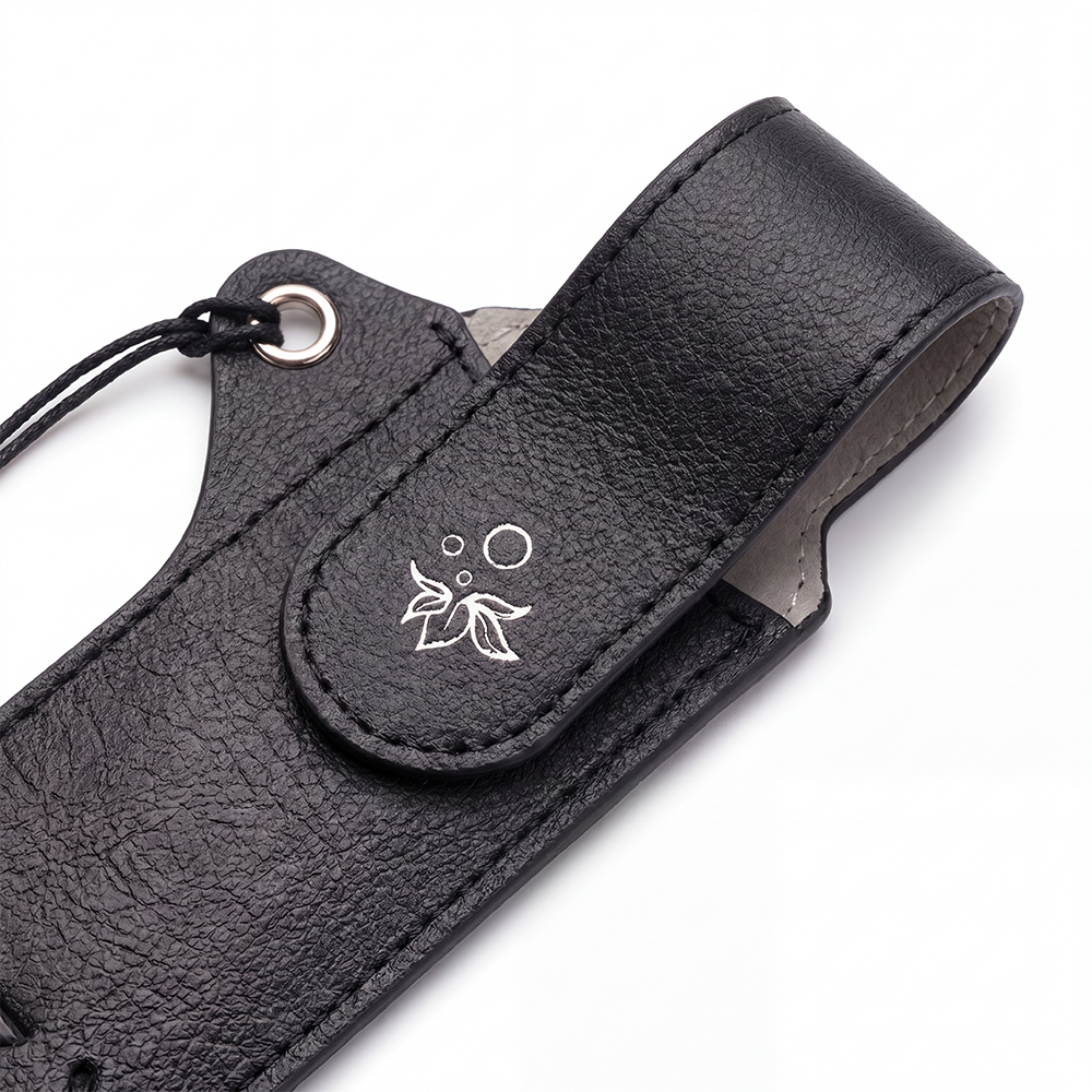 elfbar-elfx-vape-case-black-holster-in-leder-optik-mit-kordel image 5